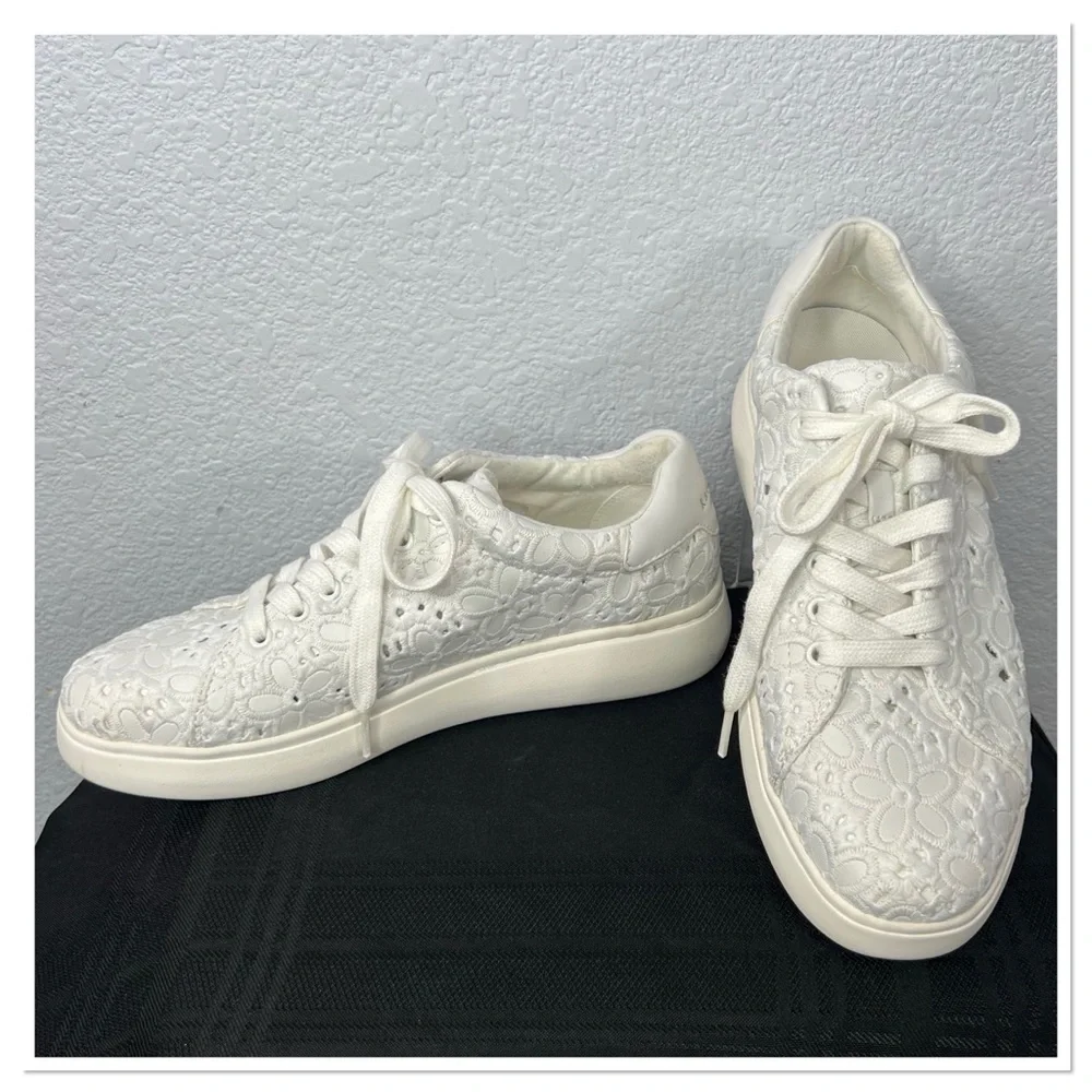 Kate Spade Women's Lift Floral Eyelet Faux Leather Sneakers White Sz 9B